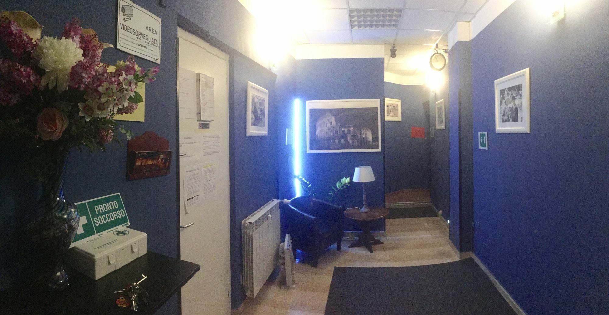 Vatican Rooms Accommodation Rome Bagian luar foto